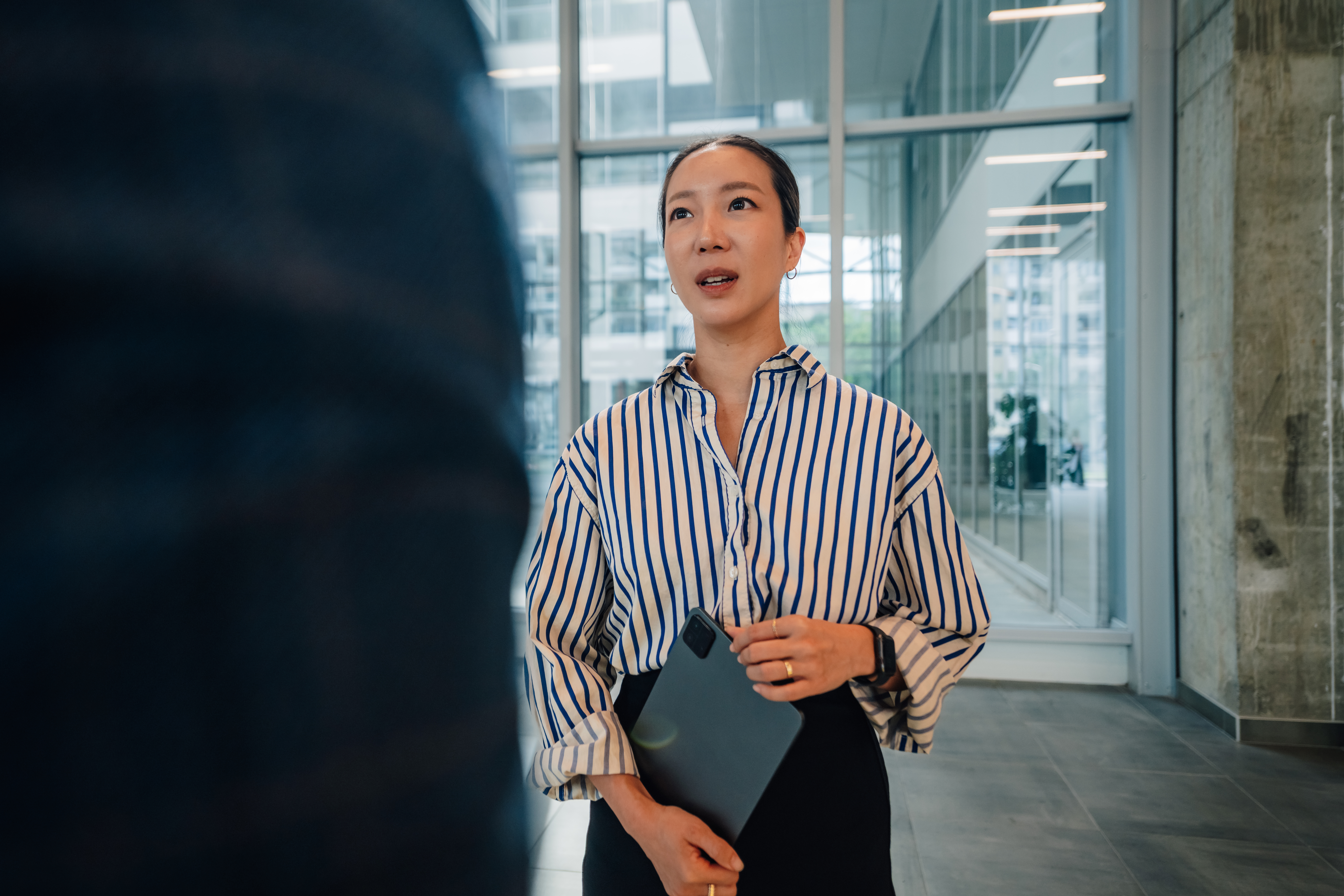 A sales representative approaching a lead